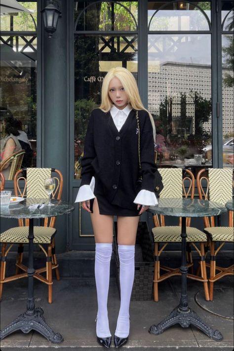 Cute Outfits With Long Socks, Aestethic Fits, Dress With Long Socks, Semi Causal, Knee Socks Outfits, Long Socks Outfit, Knee High Socks Outfit, 60s Outfits, High Socks Outfits