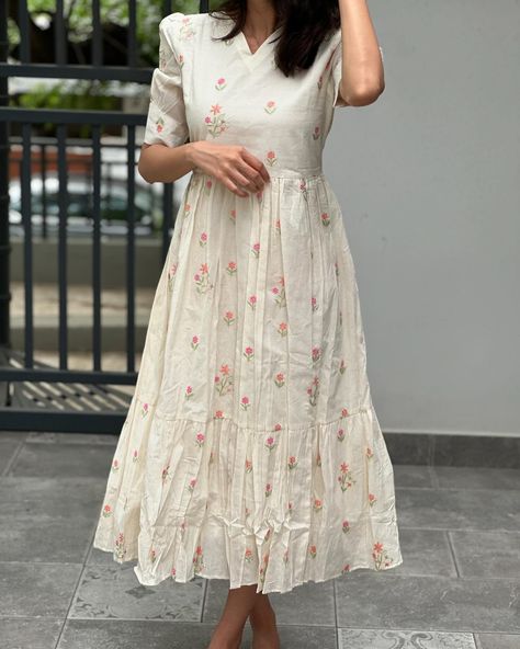 ❌SOLDOUT❌ E-1083 Cotton maxi with embroidery in elbow sleeves with pleat detailing (with cotton lining ) Sizes:XS to XXL Mild soap handwash and steam ironing is recommended Dm for orders and price Colour may slightly vary due to lighting Model Size -Xs [kurti, festive, maxi, co ord, kurta sets, regular wear, casual wear, office wear, style, marriage] #kurti#casulakurti#dailywearkurti#smallbusiness#officewearkurti#officewearstyle#kurtisofeyal#festivekurtis#kurtidesign#kurtis #kurticoll... Casual Cotton Frocks For Women, Regular Wear Dresses For Women, Dress Sets For Women, Regular Dress For Women, Womens Kurtis Design, Cotton Maxi Dress Indian Style, Frok Designs For Women Unique Cotton, Designs For Cotton Dresses, Simple Frocks Cotton