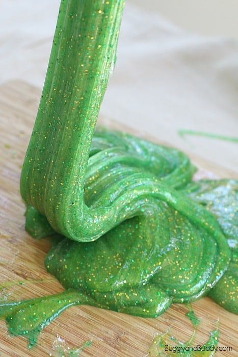 how to make jungle slime rainforest slime or afrincan savanna slime Contact Solution Slime, Slime Recipe With Contact Solution, Slime With Contact Solution, Borax Slime Recipe, Rainforest Crafts, Rainforest Activities, Jungle Crafts, Cool Slime Recipes, Rainforest Theme