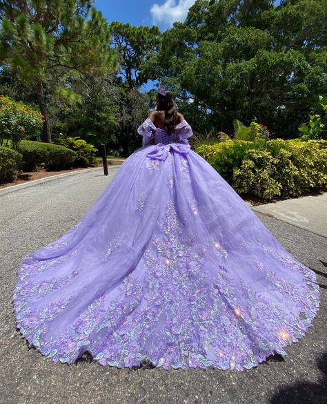 Violet Purple Quinceanera Dresses, Purple Quinceanera Dresses Rapunzel, Quince Dresses Lilac, Rupunzel Quince Theme Dress, Quinceanera Dresses Light Purple, Repunzel Quince Theme Dress, Royal Purple Quinceanera Dresses, Purple Xv Dresses, Rapunzel Quince Dress