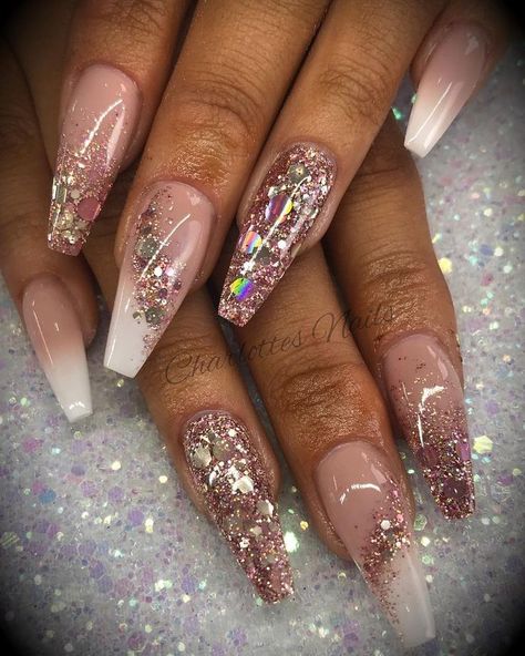 Nail Square, Rose Gold Nails Glitter, Bridal Nails Designs, Gold Acrylic Nails, Glitter Nails Acrylic, Tapered Square Nails, Tropical Nails, Gold Glitter Nails, Ombre Nails Glitter