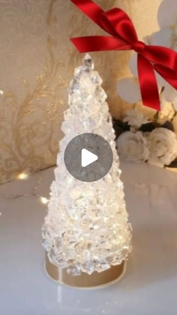 Jeweled Christmas Trees, Christmas Wreaths Diy Easy, Crystal Christmas Tree, Jeweled Christmas, Christmas Crafts For Adults, Holiday Crafts Diy, Crystal Christmas, Handmade Christmas Crafts, Holiday Crafts Christmas