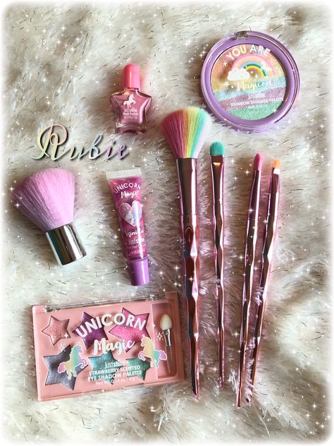 My Daughters | Unicorn Makeup | Unicorn Magic | Unicorn Makeup Brush Set | Just Shine Beauty Products | Justice | Unicorn Rubie Makeup Unicorn, Justice Makeup, Glamour Wallpaper, Unicorn Makeup Brushes Set, Hello Kitty Bathroom, Unicorn Makeup Brushes, Makeup Kit For Kids, Essence Makeup, Unicorn Magic