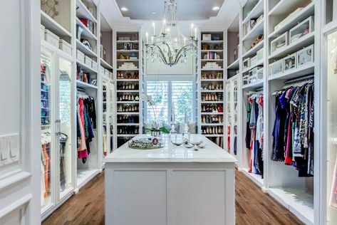 Closet With Vanity, Small Master Closet, Master Closet Design, Master Closet Organization, Closet Island, Walking Closet, Dream Closet Design, Closet Design Layout, Walk In Closet Design