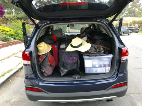 car trunk packed full of suitcases Packing For Travel, Car Packing, Suitcase Packing Tips, Travel Packing List, Cute Suitcases, Streak Ideas, Packing Hacks, Snap Streak Ideas Easy, Packing To Move