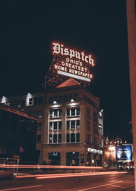 Night photography at downtown columbus ohio. "Dispatch: Ohio's Greatest Home Newspaper" Dayton Ohio Photography, Columbus Ohio Aesthetic, Ohio Aesthetic, Ohio State Wallpaper, Downtown Columbus Ohio, Columbus Skyline, Photo Walls Bedroom, Dream Country, Things Photography