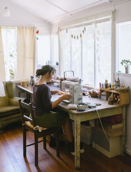 Picture Sewing Studio In Living Room, Colorful Sewing Room, Dining Room Sewing Space, Minimalist Sewing Room, Home Sewing Studio, Sewing Workspace, Weaving Room, Sewing Office, Sewing Pictures