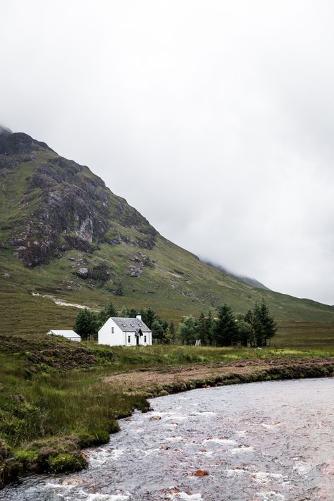 Isle Of Skye House, Cottage In Scottish Highlands, Isle Of Skye Photography, Isle Of Skye Cottage, Scottish Highlands Art, Isle Of Skye Painting, Scottish Highlands Cottage, Scotland Highlands Photography, Highlands Of Scotland