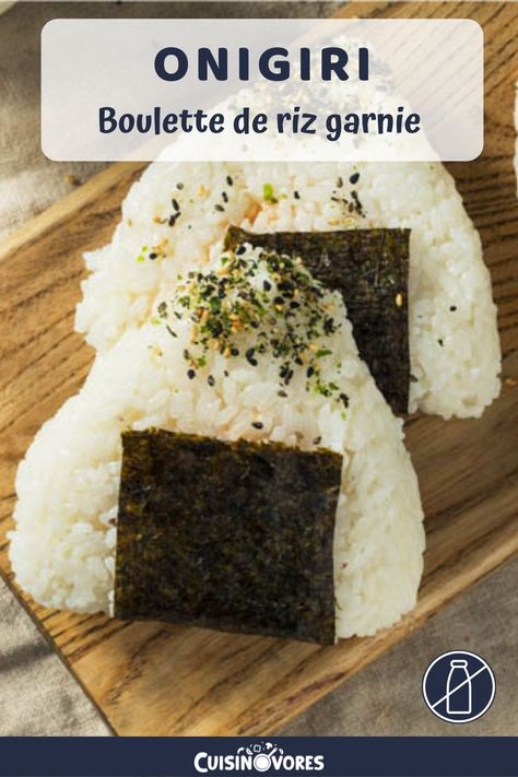 Easy Onigiri Recipe, Onigiri Filling, Ayam Teriyaki, Yaki Onigiri, Onigiri Recipe, Breakfast Platter, Japanese Rice, Sour Taste, Japanese Dishes