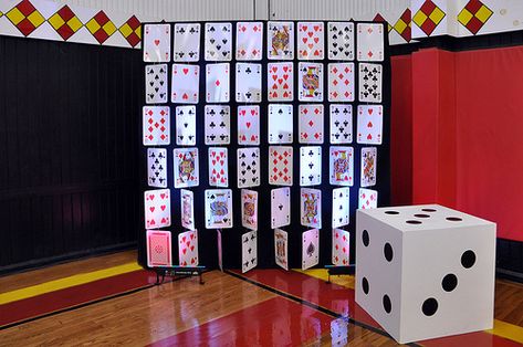 Playing Card Photo Backdrop | Entertainment & decor by Sixth… | Flickr Vegas Theme Party, Casino Birthday, Las Vegas Party, Yabu Pushelberg, Party Food Themes, Vegas Theme, Casino Party Decorations, Poker Party, Casino Decorations