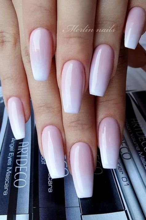 Ombre Nails Ballerina Shape, Merlin Nails Ombre, Nail Designs Summer Ombre, Pink And White Ombre Acrylic Nails With Design, Pink And White Ombre Gel Nails, Coffin Pink And White Nails Ombre, Ombré French Nails Coffin, Painted Ombre Nails, Ombré Nails 2023