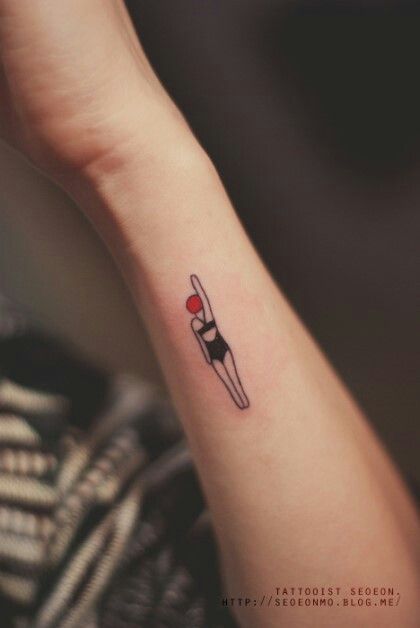 Swimming Tattoo, See Tattoo, Petit Tattoo, Japanese Tattoos, 문신 디자인, Little Tattoos, Small Tattoo, Skin Art, Minimal Tattoo