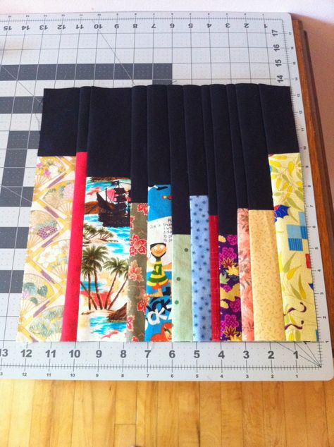 International Stashes: Jamie's Bookcase Quilt - August Easy Patchwork Quilt, Bookcase Quilt, Easy Patchwork, Quilt Pattern Free, Quilt Blocks Easy, Start Quilting, Landscape Quilts, Patchwork Quilt Patterns, Patchwork Quilting