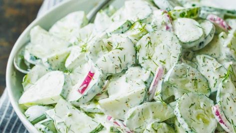 Easy Creamy Cucumber Salad Recipe Cucumber Salad With Dill, Creamy Cucumber Tomato Salad, Salad With Dill, Vegan Feta Cheese, Creamy Cucumber Salad, Resep Salad, Cucumbers And Onions, Creamy Cucumbers, Salad Recipes Video