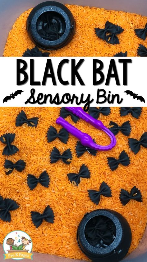 Halloween Games For Toddlers, Halloween Kita, Veselý Halloween, Pre K Classroom, Läskig Halloween, Toddler Sensory Bins, Maluchy Montessori, Halloween Crafts Preschool, Halloween Sensory