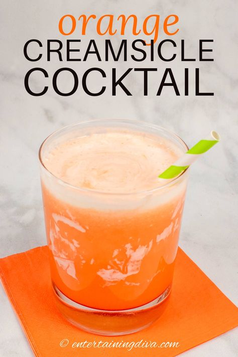 Try this orange creamsicle cocktail recipe for adults! Easy, delicious, refreshing Orange Creamsicle inspired cocktail recipe that everyone's going to obsess over! Here's how to make it! Whipped Vodka Drinks, Orange Creamsicle Cocktail, Creamsicle Cocktail, Creamsicle Drink, Whipped Vodka, Whipped Cream Vodka, Orange Crush Soda, Crush Soda, Orange Vodka