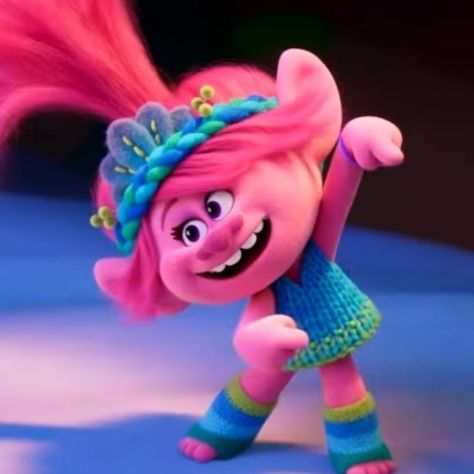 Trolls Band Together Viva Trolls Pfp, Poppy Trolls Band Together, Trolls Band Together Poppy, Poppy Trolls Icon, Poppy And Viva, Poppy Trolls Fanart, Trolls Pfps, Happy Cartoon Characters, Cartoon Characters Pfp