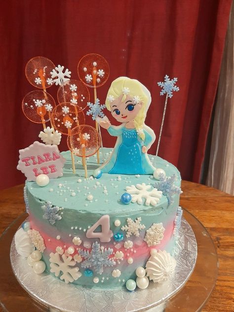 Cake For 4 Year Girl, Birthday Cakes For 4 Year Girl, Birthday Cake For 4 Year Girl, Birthday Cake For 5 Year Girl, Birthday Cake For 4 Year, Cake With Elsa, Birthday Cake Wine, Baby Cake Design, Baby Mehndi