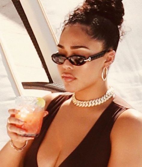 @jordynwoods unbothered w/ them #Dior & we say yes!✨ . . . #dioreyewear#diorsunglasses#vintagestyle#vintagemood#vintagesunglasses#vintageframes#vintageeyewear#ootd#ootdinspo#ootdfashion#fashioninspo#styleinspiration#vintagedior#jordynwoods Jordyn Woods Aesthetic, Red Table Talk, Jordyn Woods, Bottom Workout, Best Cardio Workout, Starred Up, Waist Trimmer, Table Talk, Best Cardio