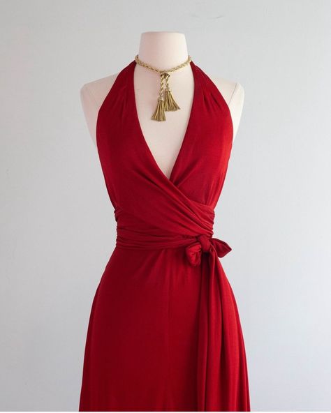 Shifting Items, Red Party Dresses, Red Evening Gown, 1960’s Fashion, 1950’s Fashion, Vintage Red Dress, Vintage Clothing Boutique, Historic Fashion, Silk Cocktail Dress