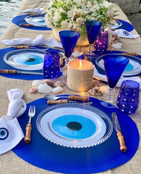 Blue Table Settings, Dinner Table Decor, Mother Birthday, Blue Table, Banana Split, Mamma Mia, Dinner Sets, Dinner Table, Table Setting