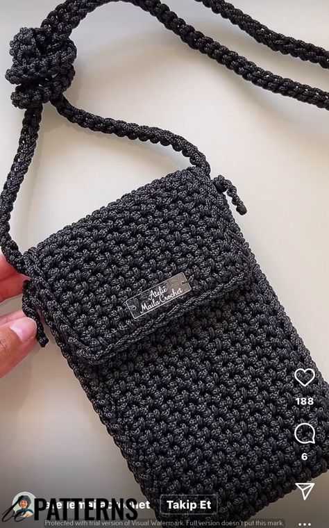 Phone Case Tutorial, Crochet Phone Case, Phone Bag Crochet, Crochet Wallet, Ornaments Crochet, Tas Mini, Crochet Phone Cases, Crochet Mobile, Crochet Case