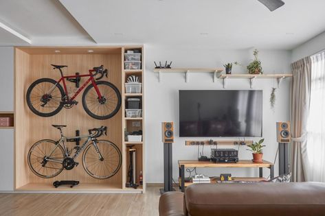 Bicycle Storage Ideas, Bike Storage Design, Bike Storage Home, Bike Storage Apartment, Garage Velo, Birdhouses Ideas, Bicycle Garage, Bicycle Room, Bike Storage Solutions