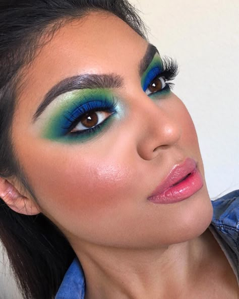 Vanessa M on Instagram: “Brows: @anastasiabeverlyhills brow pencil “ medium brown “ Eyes: green eyeshadow @bhcosmetics take me to Brazil .... bright blue from…” Blue Green Makeup Look, Blue And Green Makeup Looks, Blue And Green Eyeshadow Looks, Green And Blue Eyeshadow Looks, Green And Blue Makeup, Green Blue Makeup, Blue And Green Eyeshadow, Blue Green Makeup, Blue Green Eyeshadow