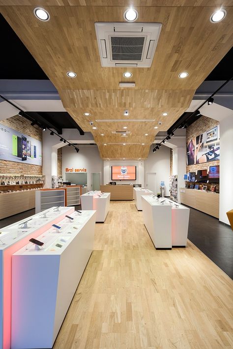 Smartphone store concept - SMARTSON on Behance Smartphone Store, Iphone Store, Mobile Shop Design, Mobile Phone Shops, Store Concept, Phone Store, Showroom Interior Design, Best Architects, Phone Shop