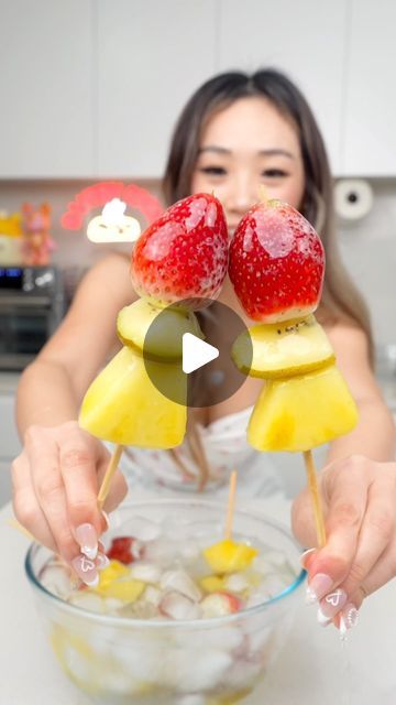 Catherine Zhang on Instagram: "TWO INGREDIENTS: ICE AND FRUIT 🍓 Ice Tanghulu 🧊 crunchy and refreshing ✨  I know this isn’t your traditional Tanghulu as it has no “tang” aka sugar in it, but it’s a fun take 🥰 . . . #recipe #tanghulu #fruit #snack #healthy #dessert" Ice Tanghulu, Fruit Tanghulu, Tanghulu Recipe, Catherine Zhang, Sugar Fruit, Snack Healthy, Fruit Snack, Fruit Ice, Delicious Snacks