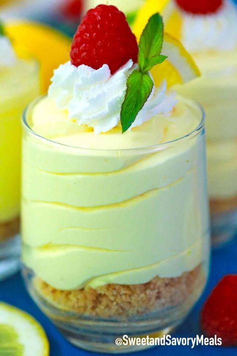 Lemon Mousse Recipe - Sweet and Savory Meals Lemon Mousse Recipe, Lemon Mouse, Easy Chocolate Mousse, Strawberry Pretzel Salad, Lemon Mousse, Savory Meals, Mousse Dessert, Green Lemon, Tart Dessert