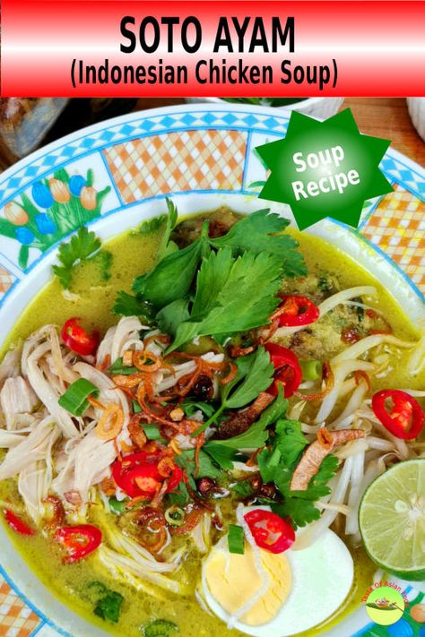 Soto ayam recipe - How to make Indonesian chicken soup Soto Ayam Recipe, Clear Chicken Soup, Indonesian Chicken, Soto Ayam, Soup Dish, Rice Vermicelli, Indonesian Cuisine, Fried Shallots, Chicken Soup Recipes