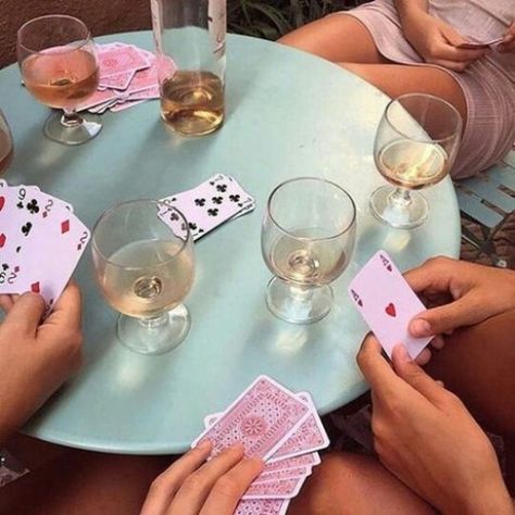 These are some of the best party drinking games out there! Friends Playing Cards Aesthetic, Pinterest Life Aesthetic, Playing Cards Photography Ideas, Girls Wine Night Aesthetic, Calling Aesthetic, Fun Life Aesthetic, Card Games Aesthetic, Single Life Aesthetic, Playing Cards Aesthetic