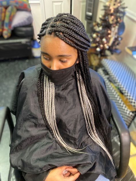 Knotless Peek A Boo Braids, Peek A Boo Braids, Peek A Boo Box Braids, Peekaboo Knotless, Peekaboo Knotless Braids, Box Braid Hairstyle, Braid Colors, Braids Simple, Hairstyle For Black Women