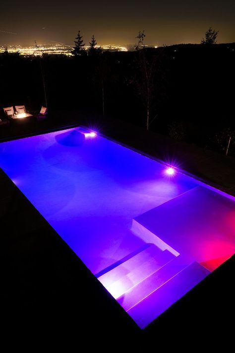 Backyard Led Lights, Pool Bubblers With Lights, Swimming Pool Lights Led, Pool With Lights At Night, Pool Lighting Ideas Inground, Pool In Night, Lights In Pool, Swimming Pool Lighting Ideas, Pool Lights Ideas