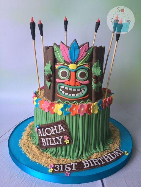 Tiki Party Food, Hawaiian Theme Cakes, Hawaiian Halloween, Hawaiian Birthday Cakes, Hawaiian Luau Party Ideas, Tiki Cake, 70s Birthday, 16th Birthday Cake, Hawaiian Cake