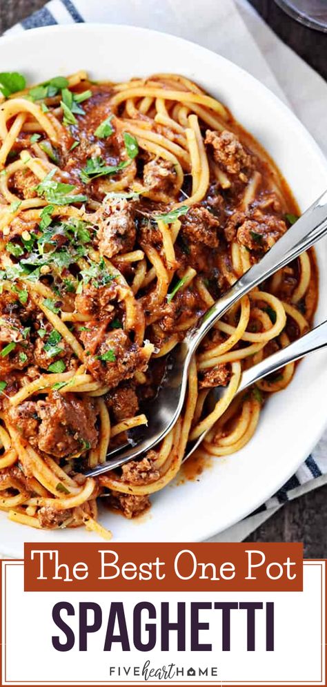 Spaghetti Recipes Sausage, Spaghetti Without Meat, Best Spaghetti Recipe, Melting Potatoes, Spaghetti Recipes Easy, One Pot Spaghetti, Dessert Alternatives, Best Spaghetti, Spaghetti Dinner