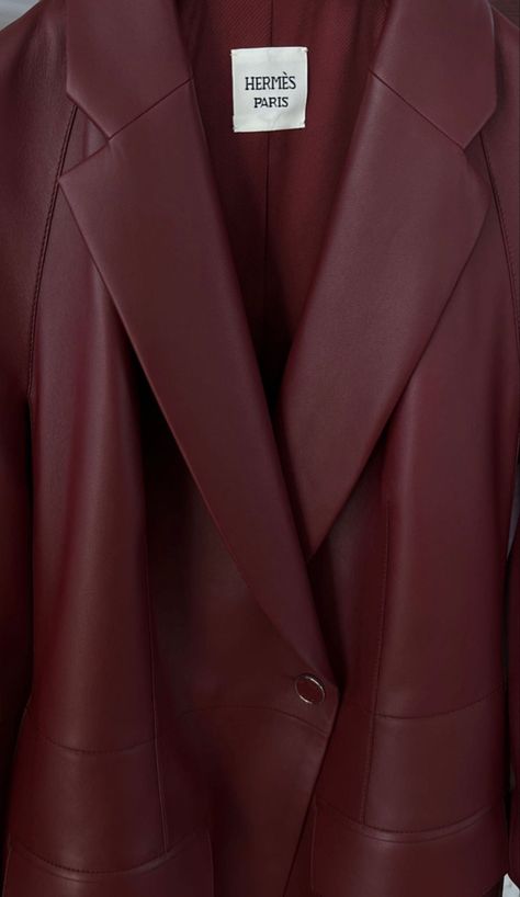 Burgundy Aesthetic, Loving Him Was Red, I See Red, Dark Feminine Aesthetic, Hermes Paris, Feminine Aesthetic, Red Aesthetic, Cherry Red, Burgundy Red