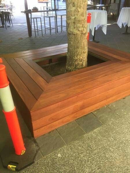 Tree Seats Wrap Around, Tree Surround Ideas, Tree Surround, Bench Around Trees, Yard Trees, Tree Landscaping, Tree Seat, Yard Remodel, Tree Bench