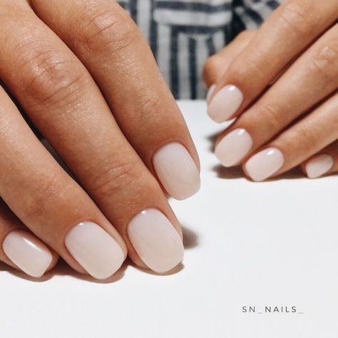 Squoval Dip Nails, Arycrilc Nails, Natural Nail Designs, Smink Inspiration, Bride Nails, Shellac Nails, Nagel Inspo, Neutral Nails, Dipped Nails