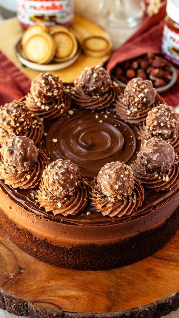 Camila Hurst, Chocolate Cookie Crust, Nutella Cheesecake, Cookie Crust, January 4, Cheesecake Recipe, Cheesecake Recipes, Chocolate Cookie, Nutella