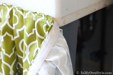 Litter Box Curtain, Utility Sink Skirt, Diy Table Skirts, Skirting Ideas, Table Skirting, Sink Skirt, Basement Room, Ideas Cocina, No Sew Curtains