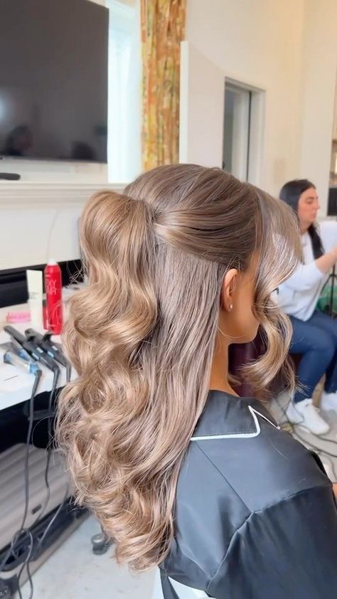 Debs Hairstyles, Bridesmaid Hair Inspo, Pageant Hair, Guest Hair, Bridesmaid Hair Makeup, Bridal Hair Inspiration, Ball Hairstyles, 2024 Prom, Hoco Hairstyles