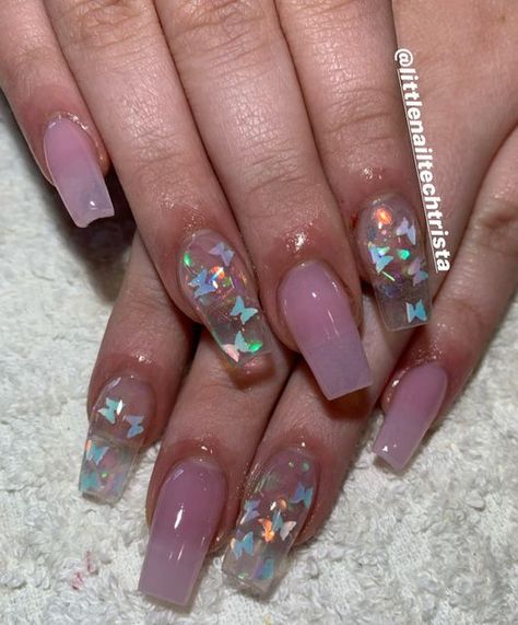 Glitter Flower Nail Art, Incapcilated Nail Designs, Short Butterfly Nails Acrylics, Butterfly Glitter Nails Acrylics, Butterfly Confetti Nails, Encapsulated Short Nails, Butterfly Encapsulated Nails, Encapsulated Nails Short, Incapcilated Acrylic Nails