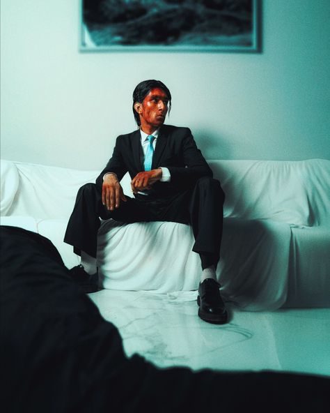 Patrick Bateman Photoshoot, Halloween Photoshoot Indoor, Maneater Photoshoot, Indoors Photoshoot Ideas, Mens Photoshoot Ideas Indoor, Dexter Photoshoot, Heist Photoshoot, Horror Movie Photoshoot, Slasher Photoshoot