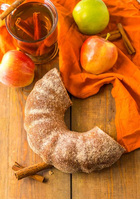 Apple Cider Doughnut Bundt Cake - Life With The Crust Cut Off Cake Mix Apple Cider Doughnut Cake, Doughnut Bundt Cake, Apple Cider Bundt Cake, Cider Bundt Cake, Apple Poke Cake, Apple Cider Doughnut, Cider Recipes, Sugar Sticks, Apple Cider Recipe