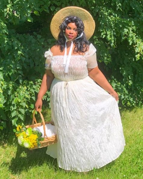 themelaneiress on Twitter: "Cottagecore ladies pt 3… " Black Cottagecore, Hippie Grunge, Cottagecore Outfits, Cottagecore Fashion, Black Femininity, Mode Chic, Curvy Girl Outfits, The Grass, Mean Girls