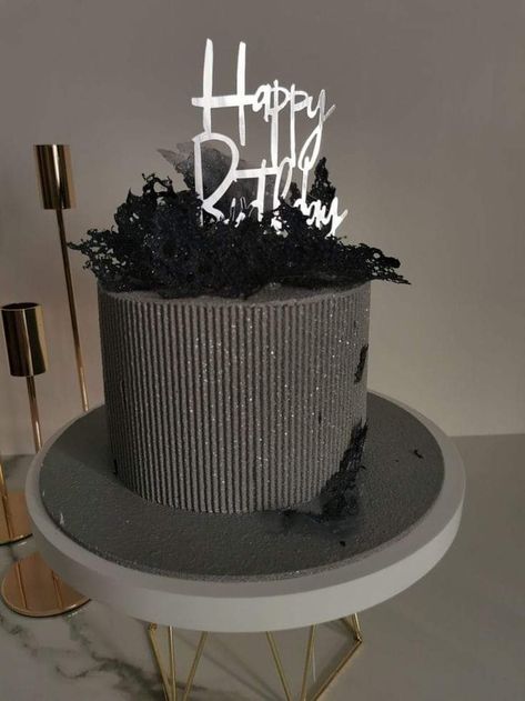 Cake Decorating For Men, Modern Birthday Cakes For Men, Men Birthday Cakes, Cake Designs For Men, His Birthday, Man Birthday Cake, Christening Cake Girls, Birthday Cake For Men, His Birthday Cake