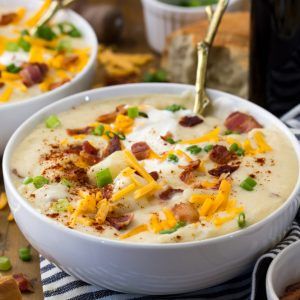 Ultimate Potato Soup Recipe, Creamy Potato Soup Recipe, Sugar Spun Run, Baked Potato Soup Recipe, Frozen Potatoes, Loaded Baked Potato Soup, Creamy Potato Soup, Cheesy Potato, Baked Potato Soup