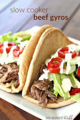 Gyro Recipes, Beef Gyros, Casserole Beef, Ritz Chicken, Gyros Recipe, Cheeseburger Wraps, Beef Gyro, Biscuit Casserole, Rice Bake